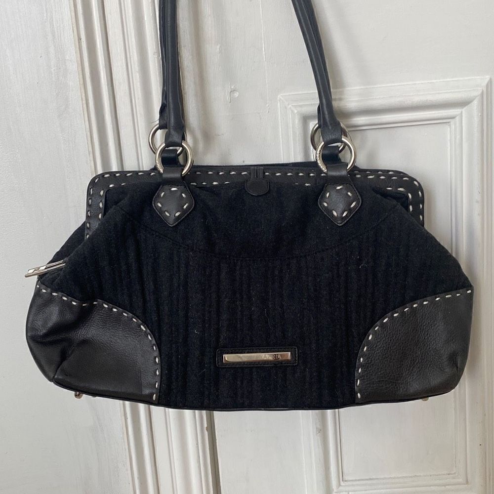 BCBGMaxazria Women's Contrast Stitching Shoulder Bag Black